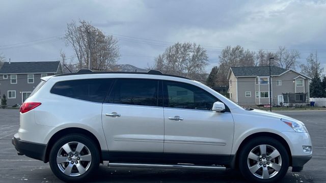 2012-chevrolet-traverse-ltz-4dr-suv