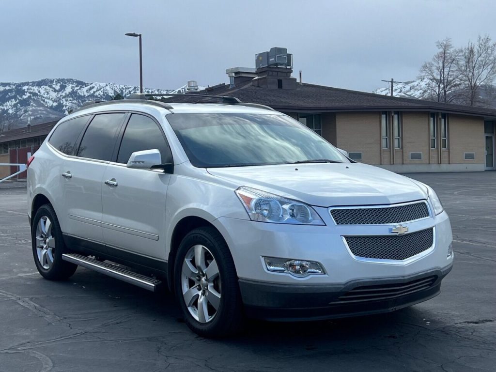 2012-chevrolet-traverse-ltz-4dr-suv