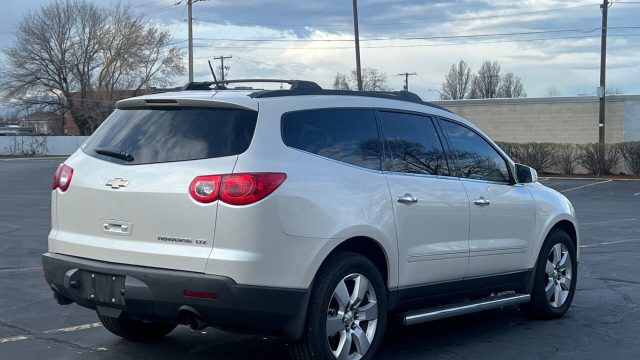 2012-chevrolet-traverse-ltz-4dr-suv