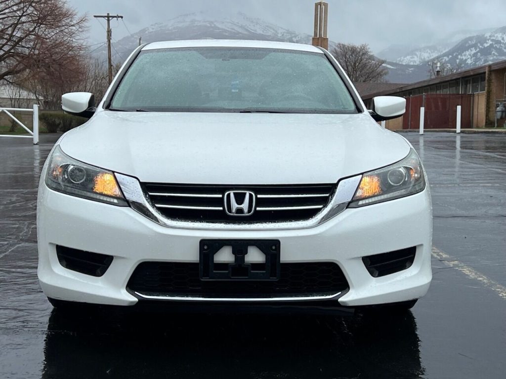 2013-honda-accord-lx-4dr-sedan-cvt