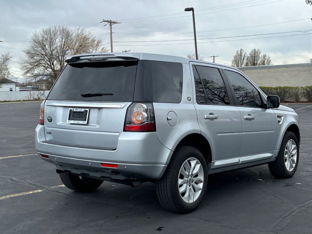 2013-land-rover-lr2-hse-awd-4dr-suv