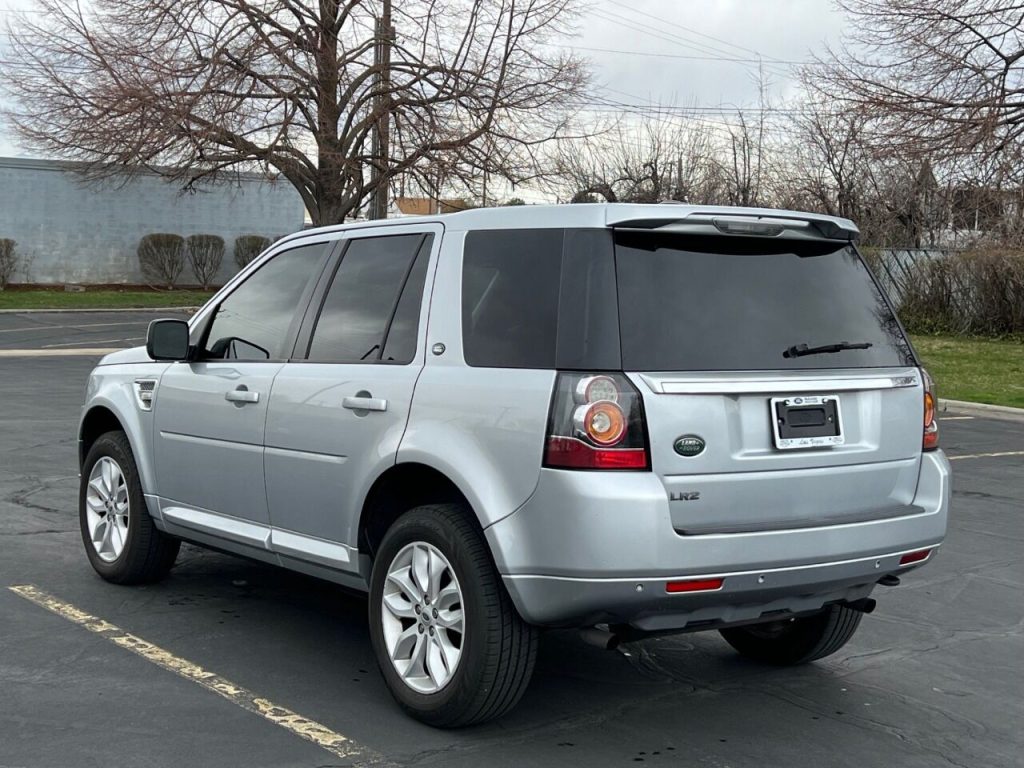 2013-land-rover-lr2-hse-awd-4dr-suv