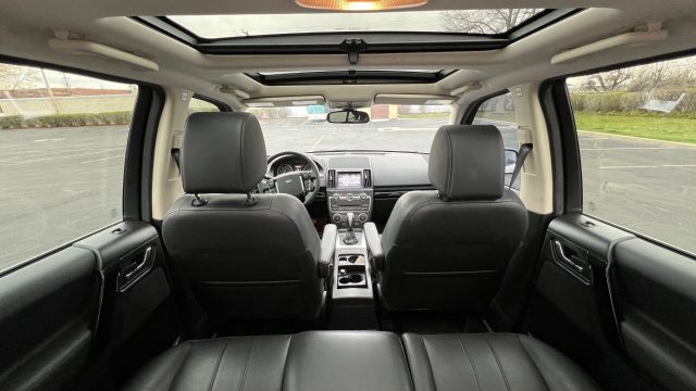 2013-land-rover-lr2-hse-awd-4dr-suv