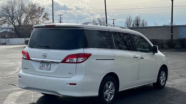 2014-nissan-quest-3-5-sv-4dr-mini-van