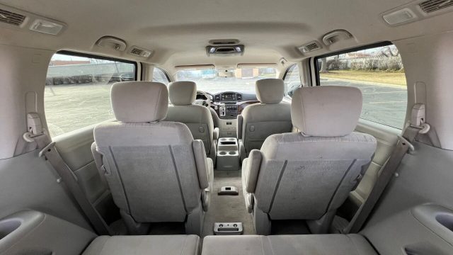 2014-nissan-quest-3-5-sv-4dr-mini-van