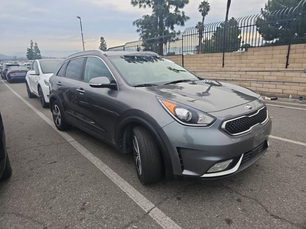 2017-kia-niro-ex-4dr-crossover