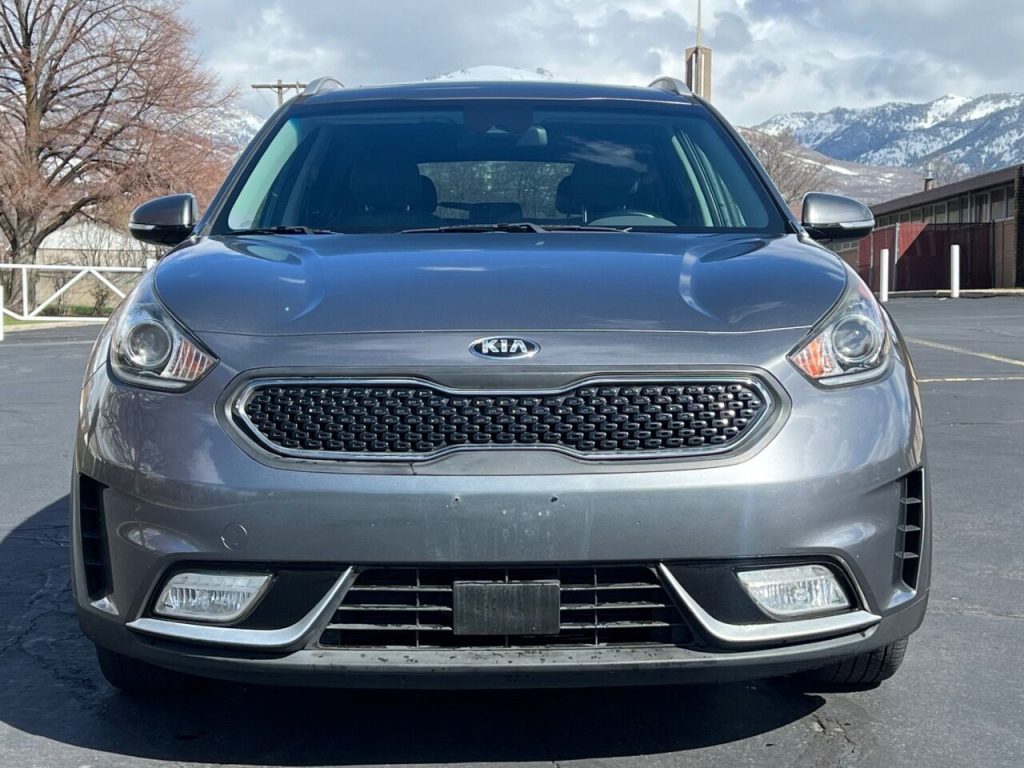 2017-kia-niro-ex-4dr-crossover