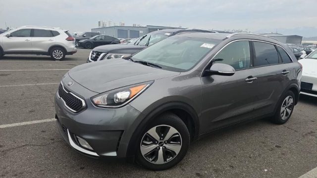 2017-kia-niro-ex-4dr-crossover