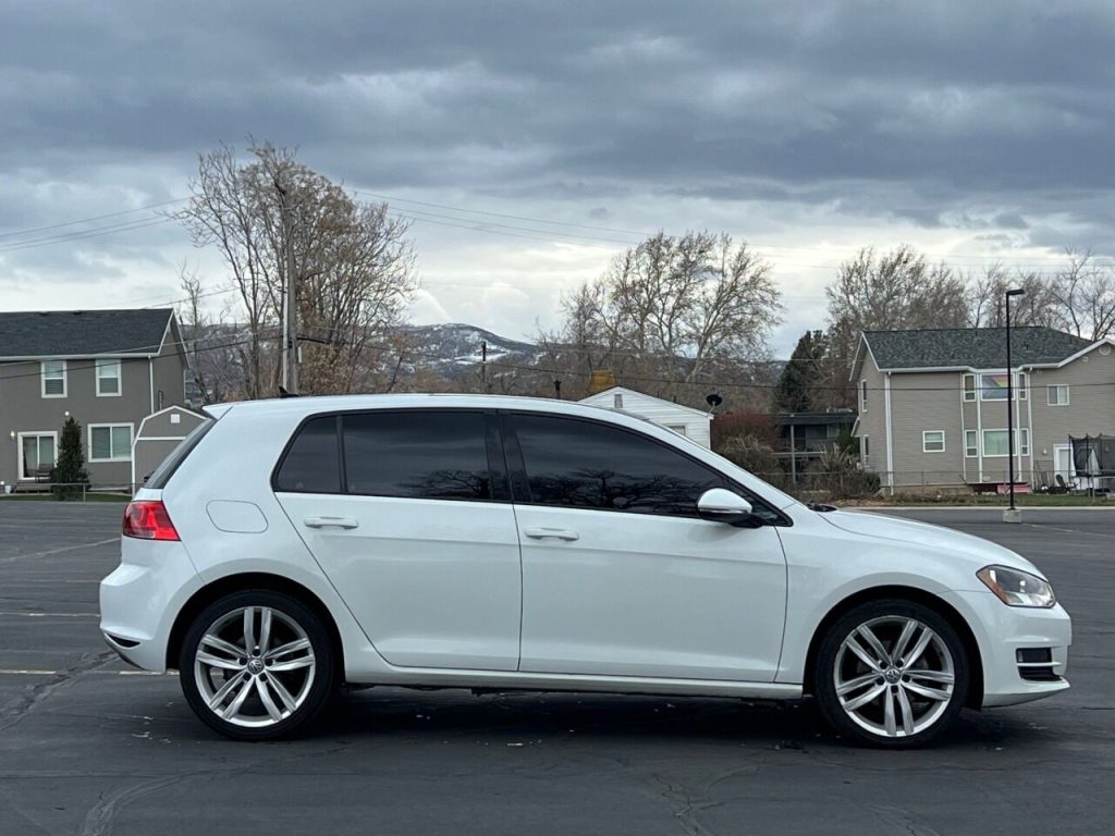 2017-volkswagen-golf-tsi-sel-4dr-hatchback