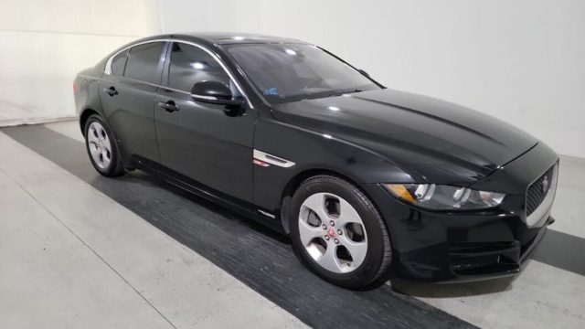 2018-jaguar-xe-25t-4dr-sedan