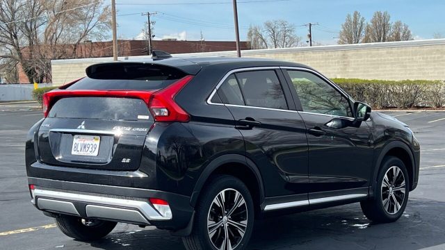 2018-mitsubishi-eclipse-cross-se-awd-4dr-crossover