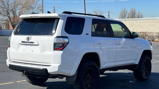 2018-toyota-4runner-sr5-premium-4×4-4dr-suv