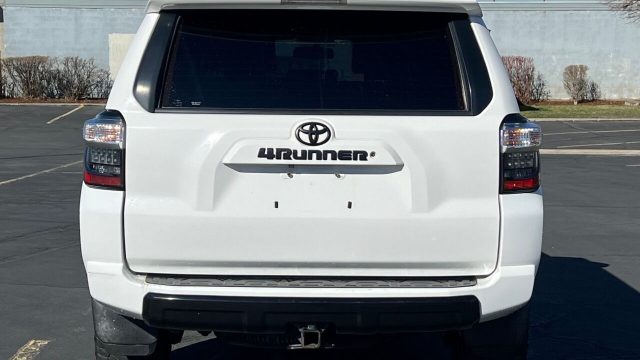 2018-toyota-4runner-sr5-premium-4×4-4dr-suv