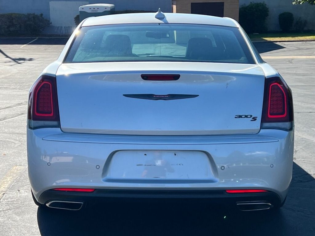 2021-chrysler-300-s-v6-4dr-sedan