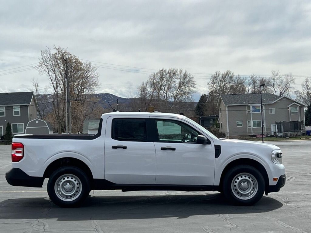 2022-ford-maverick-xl-awd-4dr-supercrew-4-5-ft-sb