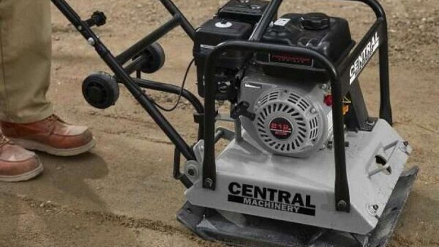 7HP Plate Compactor with Wheel Kit